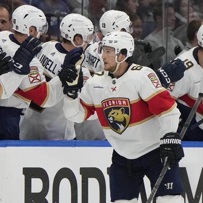 Sergei Bobrovsky makes 26 saves, Panthers beat Lightning 5-3 to take 3-0 series lead
